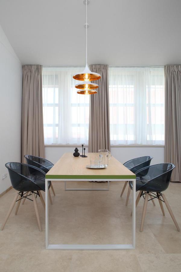 Apartmany Omega ลานชโกรน ภายนอก รูปภาพ