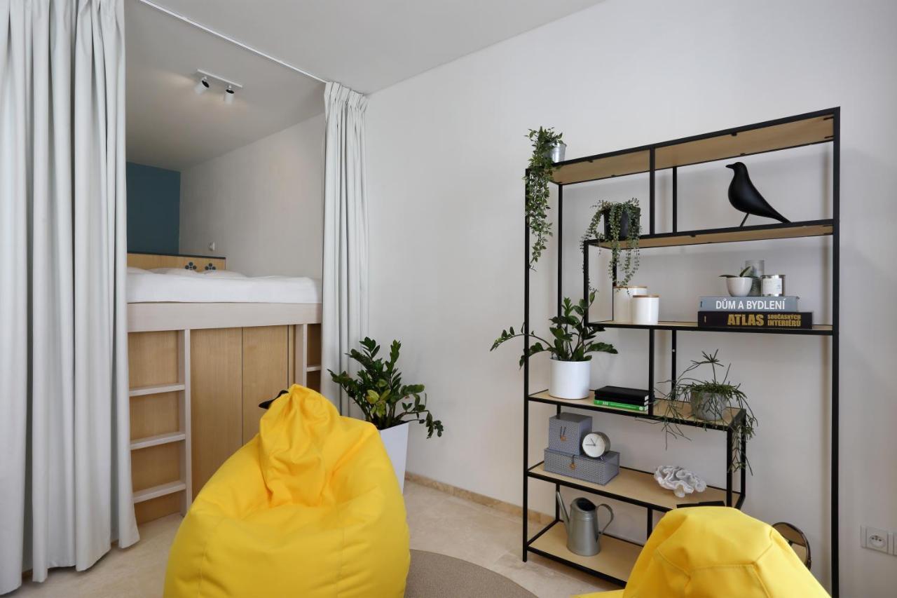 Apartmany Omega ลานชโกรน ภายนอก รูปภาพ
