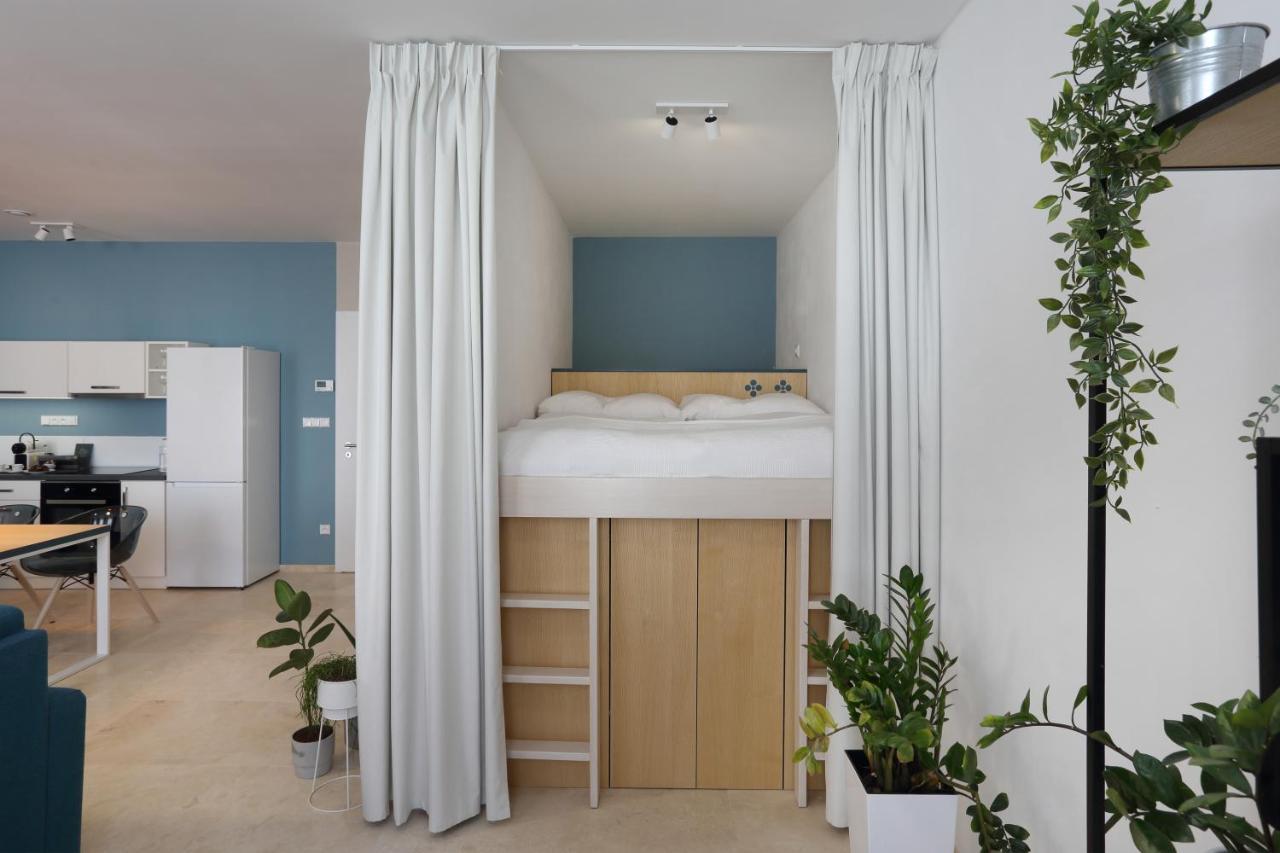 Apartmany Omega ลานชโกรน ภายนอก รูปภาพ